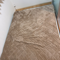 【クイーンサイズマットレス＋夏冬敷きパッド＋除湿シートセット】の画像