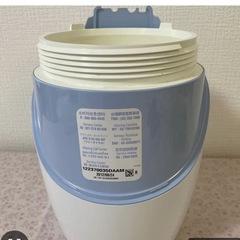 アムウェイeSpring 浄水器 本体と付属品の画像