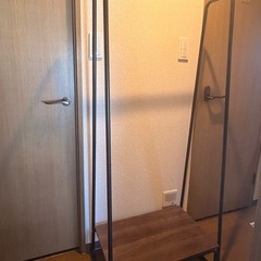 ハンガーラックの画像