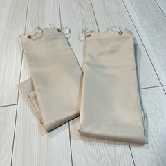 カインズ　お風呂の窓用カーテン90×90cm 2枚セットの画像