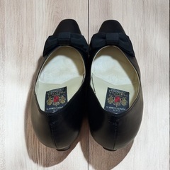 MIHAMA ミハマ リボンパンプス 黒 24.5の画像