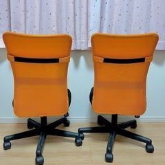 パソコンチェアの画像