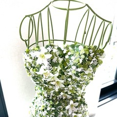 フラワードレス　オブジェの画像