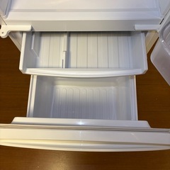 SHARP 冷蔵庫の画像