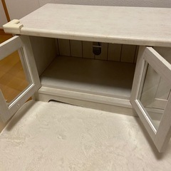 テレビ台の画像