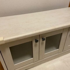 テレビ台の画像