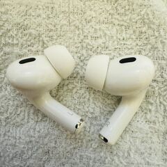 話し合い中【 AirPodsPro 第2世代 】中古ですが状態良好です！の画像
