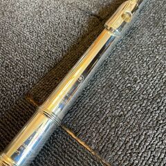 フルート　ヤマハ　YFL-517　美品　頭部管：銀　￥33万　FLUTE YAMAHAの画像
