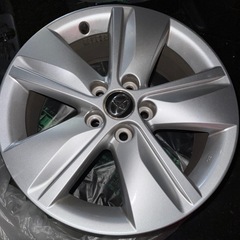 ハリアー純正ホイール 小傷のみの美品 4本セット 17インチ 7J +35 114.3ハブ径60mm トヨタ平座ナット対応の画像