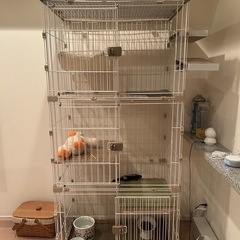 猫用三段ケージの画像
