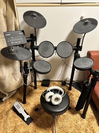 電子ドラム　ヤマハ DTX402k 椅子付き