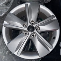 ハリアー純正ホイール  小傷のみの美品  4本セット  17インチ 7J +35  114.3ハブ径60mm  トヨタ平座ナット対応  金額は変わらず、手渡しも可能です。の画像
