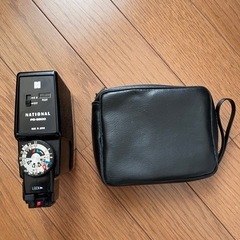 ジャンク品　パナソニック　ストロボ　pe-2800の画像