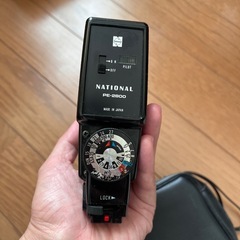ジャンク品　パナソニック　ストロボ　pe-2800の画像