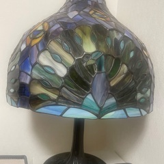 孔雀　ステンドグラスライトの画像