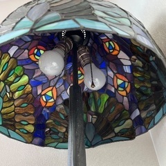 孔雀　ステンドグラスライトの画像