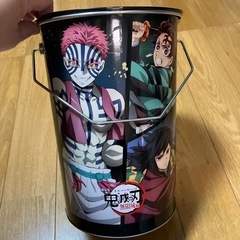 鬼滅の刃　スナック缶の画像