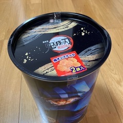鬼滅の刃　スナック缶の画像
