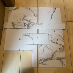 フロアタイルの画像