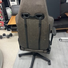 GT Racing ゲーミングチェアの画像