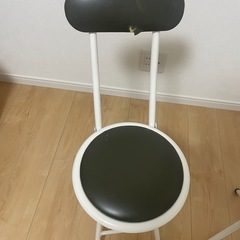 受付終了⭐︎折りたたみ椅子あげますの画像