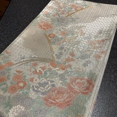 色無地ピンク荒波地紋と佐賀錦袋帯セットの画像