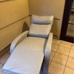 1人掛けソファ　手動リクライニング付きの画像