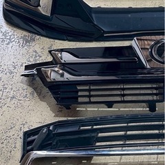 30ヴェルファイアTRDフロントエアロセットの画像