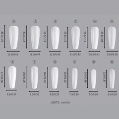 グレージュマグネット ストーン チェーン リボン付きネイルチップ ギャルの画像