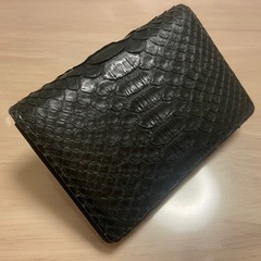 LOUIS VUITTONダミエキーケース+蛇皮本革名刺入れセットの画像