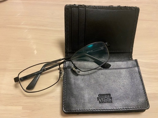 LOUIS VUITTONダミエキーケース+蛇皮本革名刺入れセット