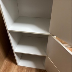 ニトリ 扉付きカラーボックス その2の画像