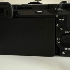 Sony A6700 + 18-135mm レンズキット | ほぼ新品 | アクセサリー完備 の画像
