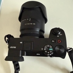 Sony A6700 + 18-135mm レンズキット | ほぼ新品 | アクセサリー完備 の画像
