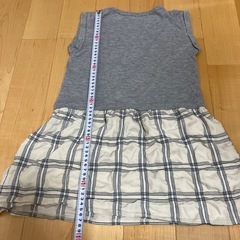 グレー チュニック 130サイズの画像