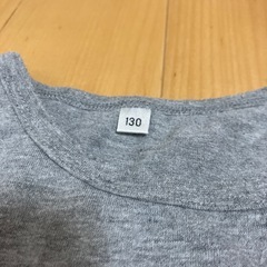 グレー チュニック 130サイズの画像