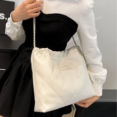 🤍トートバッグの画像