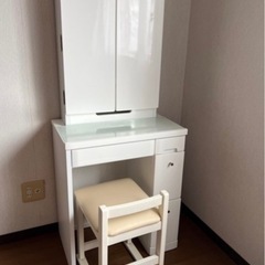 【早い者勝ち】ニトリ　ドレッサー　三面鏡　化粧台　　メイク　の画像