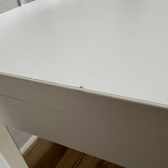 IKEA ダイニングテーブルの画像