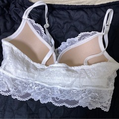 GU ナチュラルサポートブラ 新品　ノンワイヤー レース Sの画像