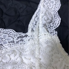 GU へそ出しキャミソール Sの画像