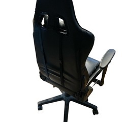 ゲーミングチェア　HBADAの画像