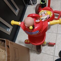 アンパンマン 3輪車の画像