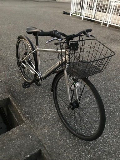 27インチ 6段変速 オートライト　クロスバイク