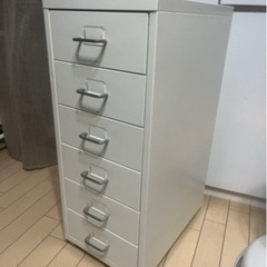 IKEA ホワイト　スチール引き出しの画像