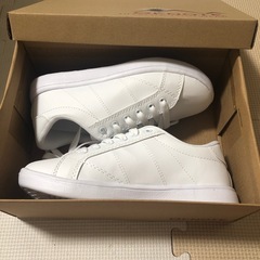 新品未使用の靴‼️23.0‼️の画像