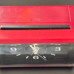 目覚し時計の画像