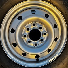 ダンロップスタッドレスタイヤホイール4本セット165-R13 6PR-LT新古品　の画像