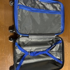 キャリーケースの画像