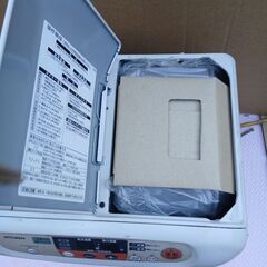 三菱石油ファンヒーター　新品箱入りですが？の画像